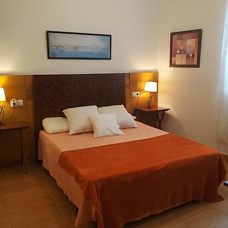 Apartamento Con Pequeno Jardin En El Centro Феррол Экстерьер фото